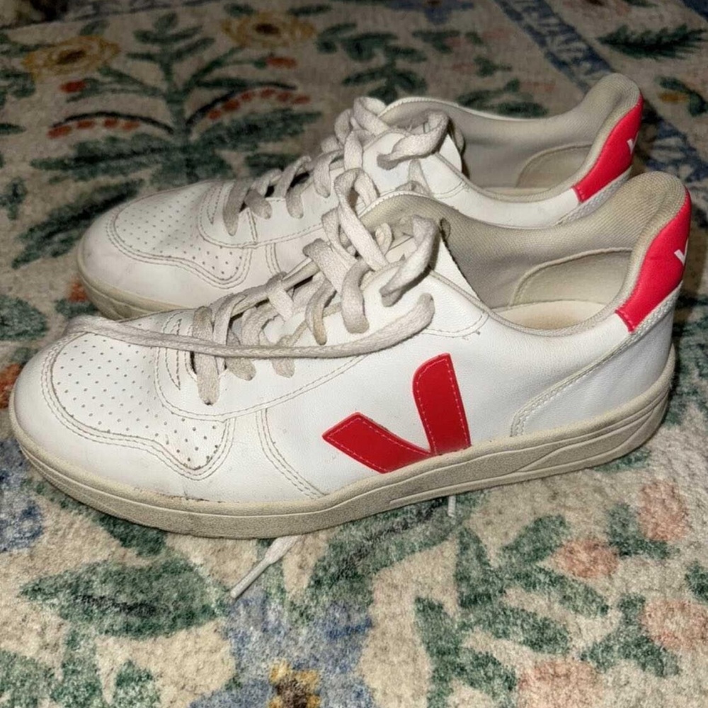 Veja Sneakers